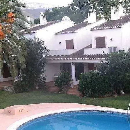 Azahar Apartment *